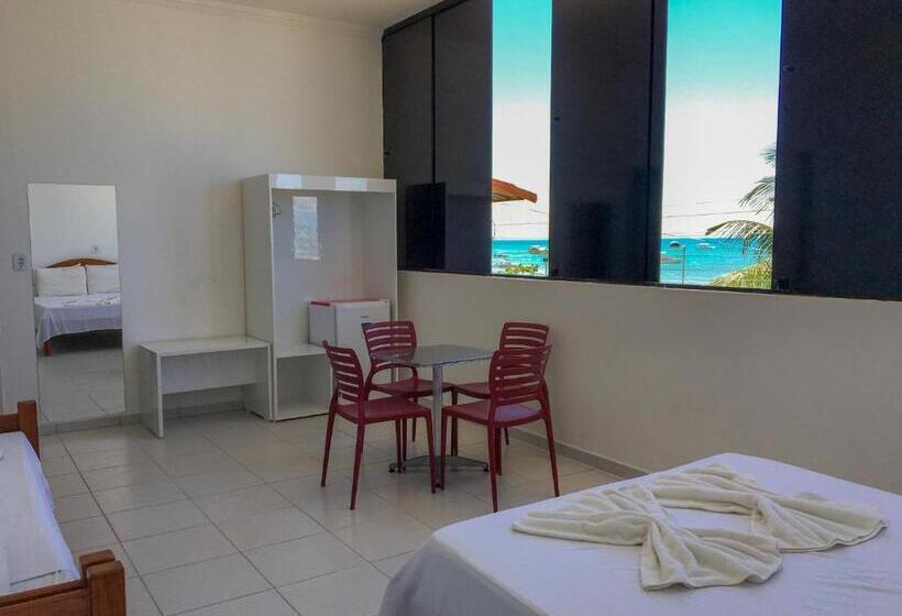 اتاق استاندارد چهار تخته با چشم‌انداز دریا, Maraga Beach Hostel