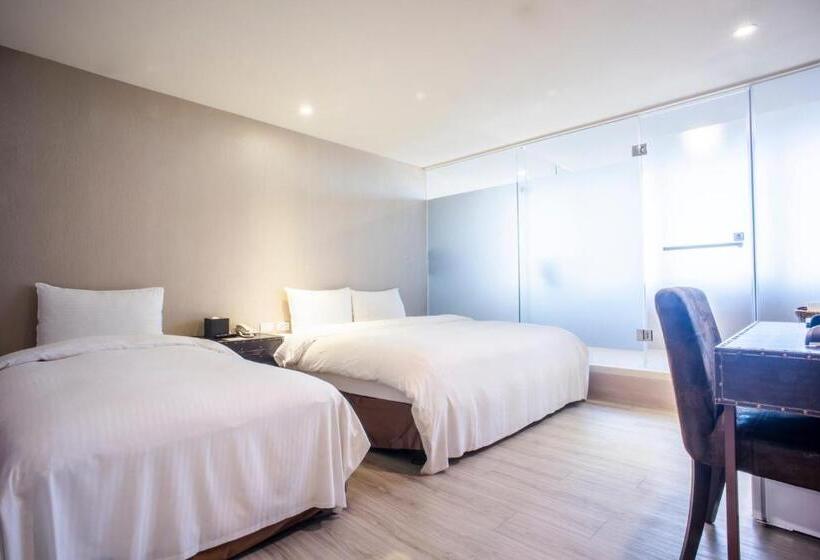 اتاق استاندارد سه نفره, Xinshehotel   Chungli