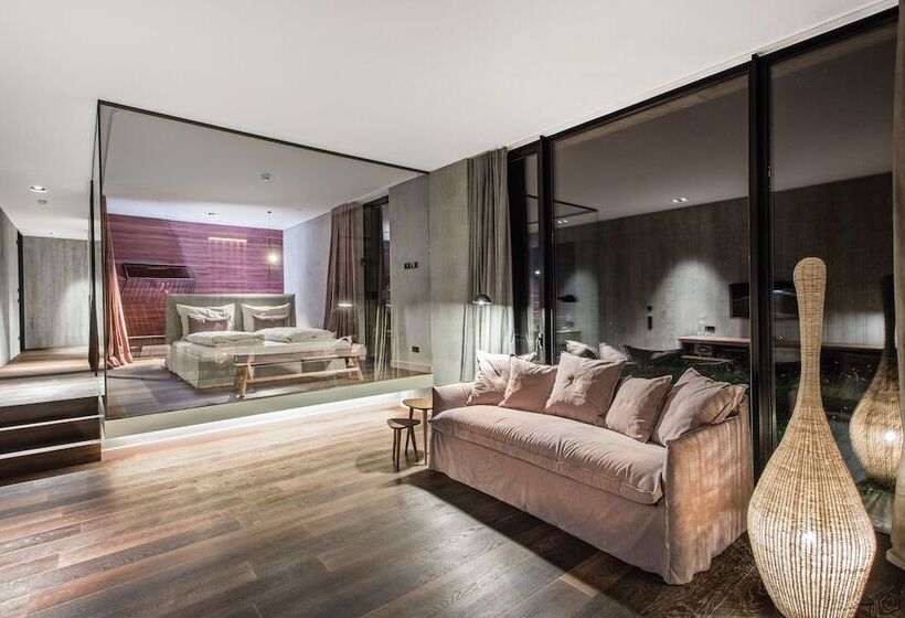 سوئیت دولوکس با چشم‌انداز, Senses Violett Suites   Adults Only