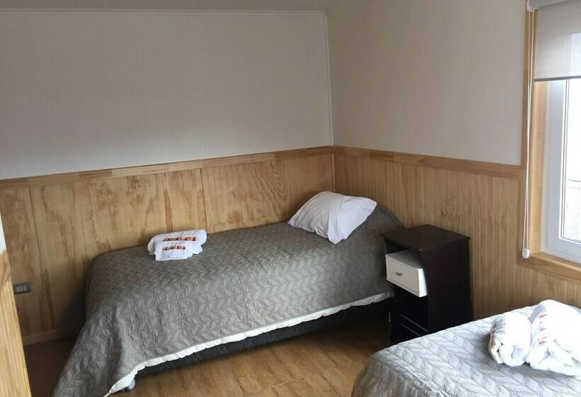 اتاق استاندارد سه نفره, Hostal Andes Patagonicos