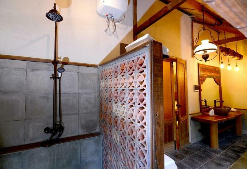 اتاق استاندارد با تخت بزرگ, Desa Alamanis Resort Villa