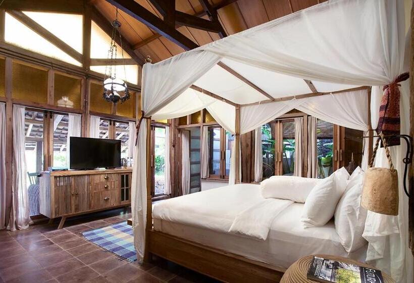 اتاق سوپریور با تخت بزرگ, Desa Alamanis Resort Villa