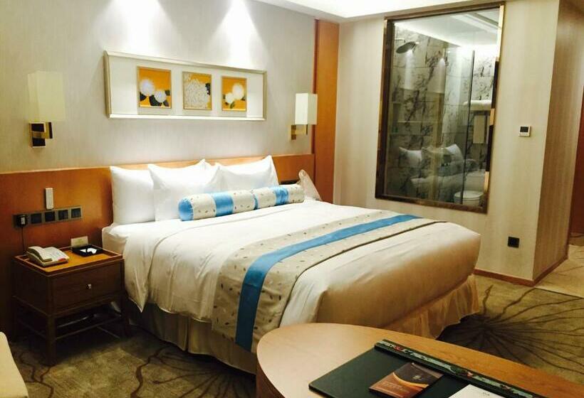 اتاق لوکس, Menshine Gloria Plaza