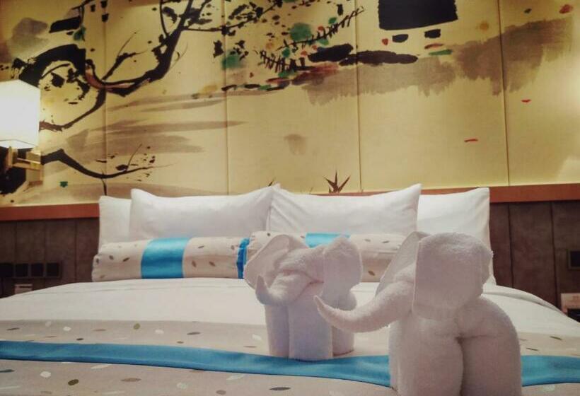 اتاق لوکس, Menshine Gloria Plaza
