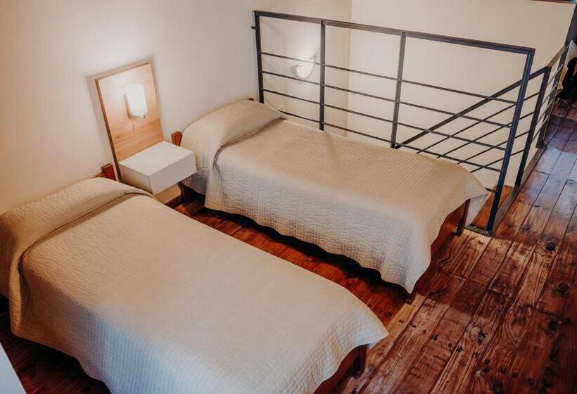 اتاق خانوادگی, Motel Aca Santa Rosa