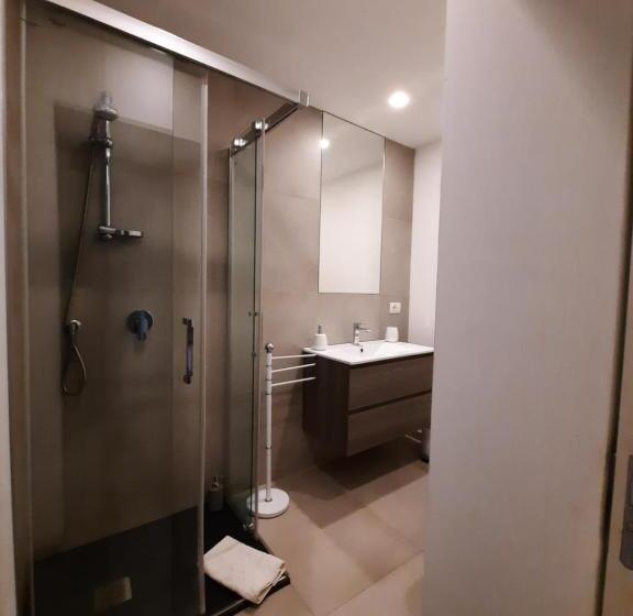 اتاق اکونومی, Antares Rooms And Suites