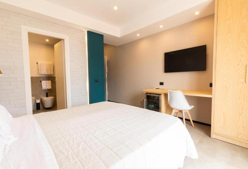 اتاق استاندارد با تراس, Antares Rooms And Suites