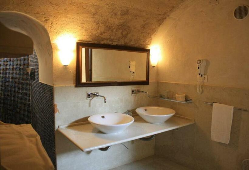 اتاق استاندارد با تخت بزرگ, Locus Amoenus