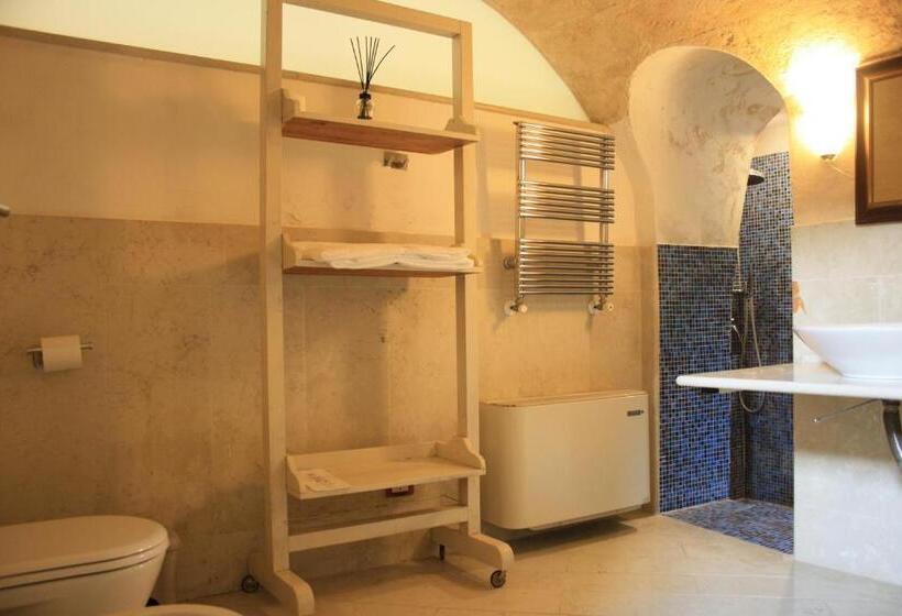 اتاق استاندارد با تخت بزرگ, Locus Amoenus