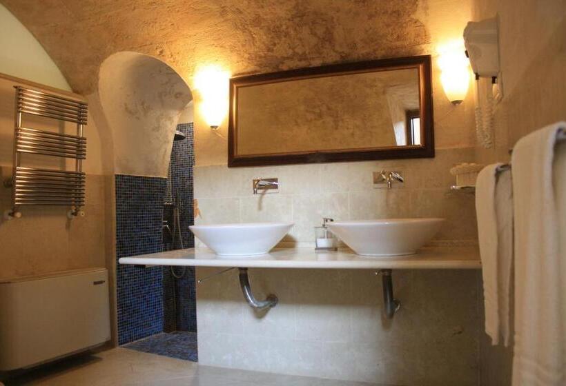 اتاق استاندارد با تخت بزرگ, Locus Amoenus