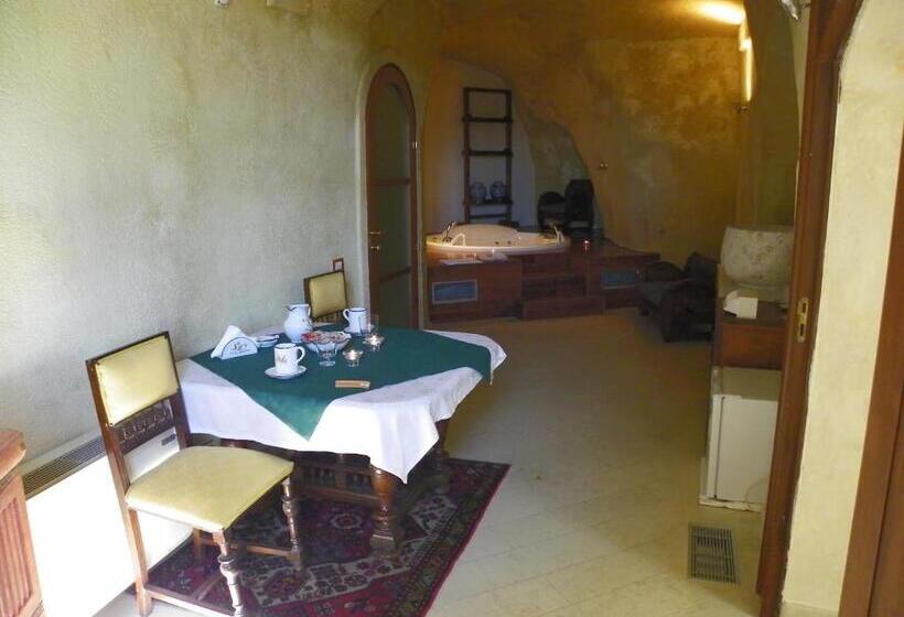 اتاق استاندارد با تخت بزرگ, Locus Amoenus