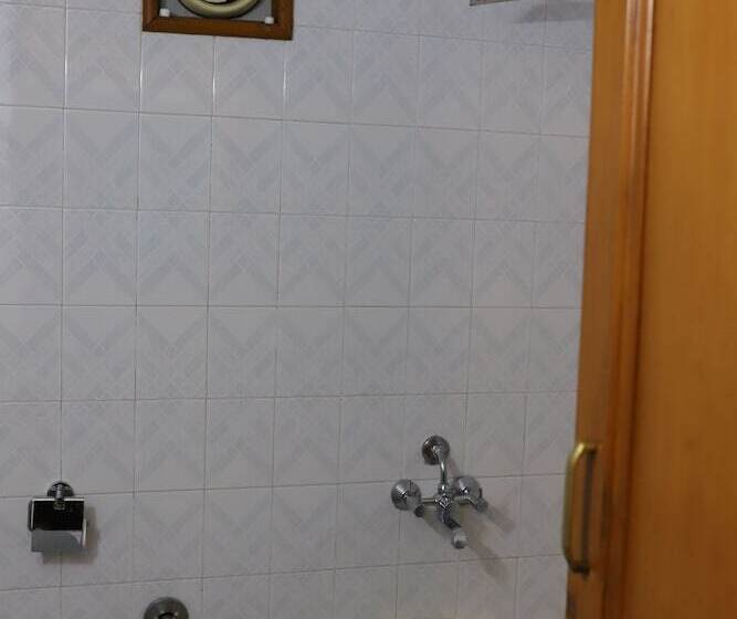 اتاق اکونومی, Grg