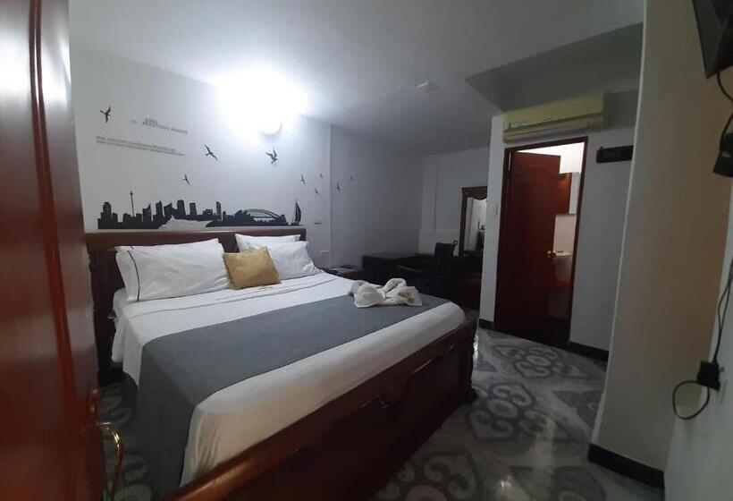 اتاق لوکس, Neiva Providencia