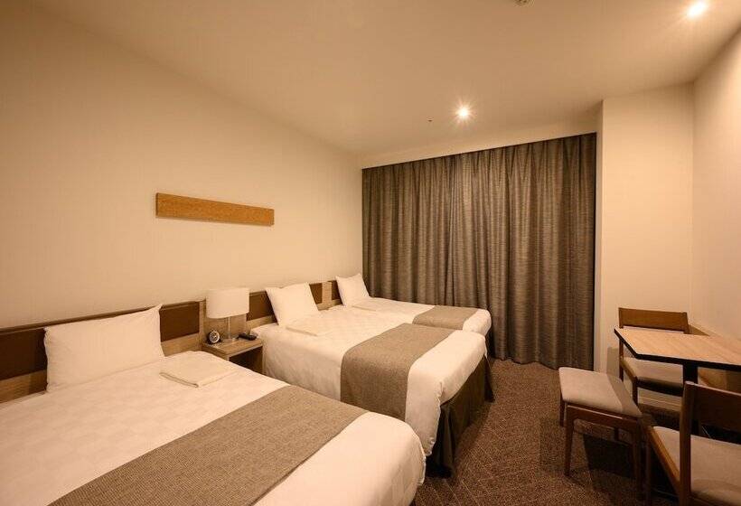 اتاق سوپریور سه تخته, Nagano Tokyu Rei