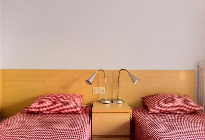 اتاق استاندارد, Résidencia Universitària Pare Claret   Hostel