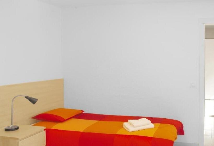 اتاق استاندارد چهار تخته, Résidencia Universitària Pare Claret   Hostel