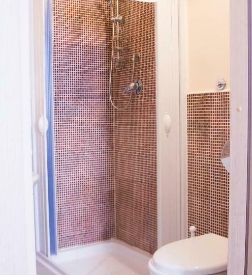 اتاق استاندارد چهار تخته, B&b Via Roma