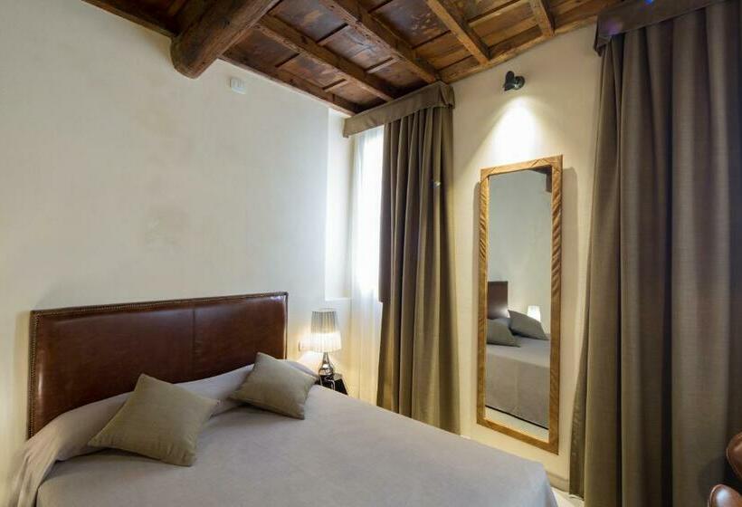 اتاق سوپریور, Studio 27