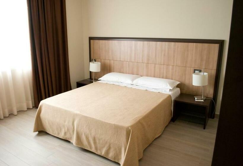اتاق لوکس, Galileo B&b