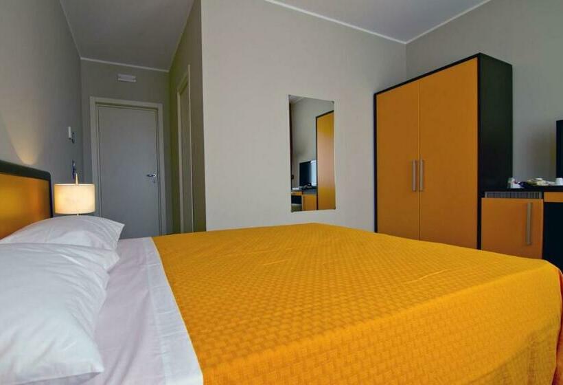 اتاق لوکس, Galileo B&b