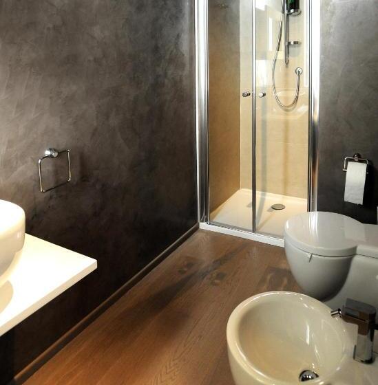 اتاق استاندارد یک نفره, B&b Opera