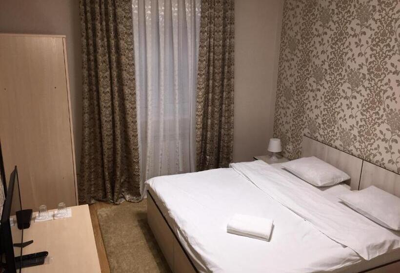 اتاق اکونومی, Mini Hotel Pulsar