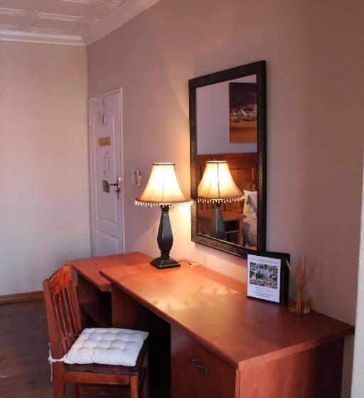 اتاق استاندارد با تخت بزرگ, El Gran Chaparral Guest House