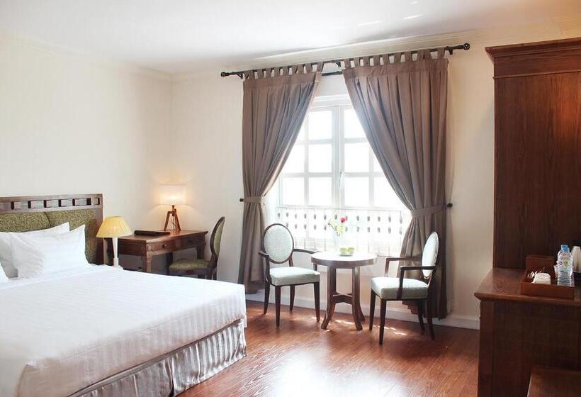 اتاق لوکس, Phoenix Hotel Vung Tau
