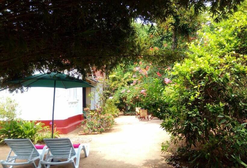 ویلای 1 خوابه با چشم‌انداز باغ, Walauwa The Villa Ahungalla