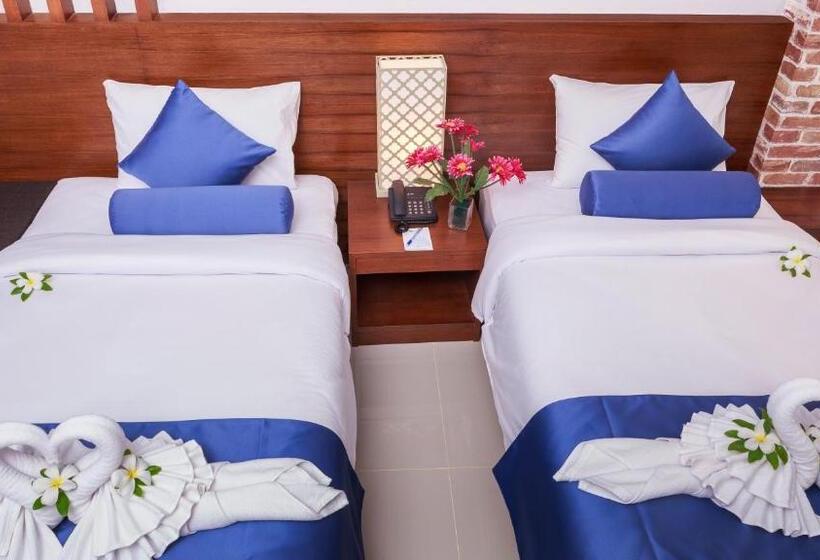 اتاق لوکس, Tuana Hotels Brook Pool Access