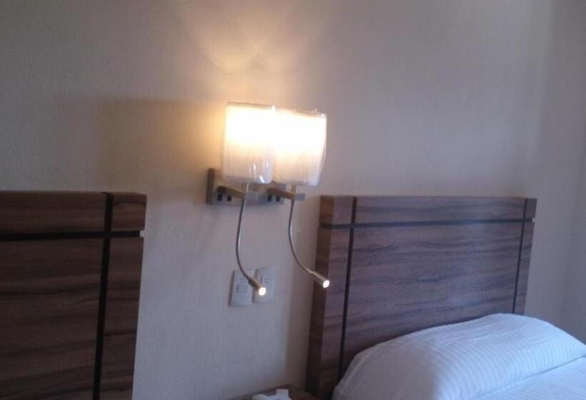 اتاق استاندارد با 2 تخت دوبل, Oliver Inn   Business Class