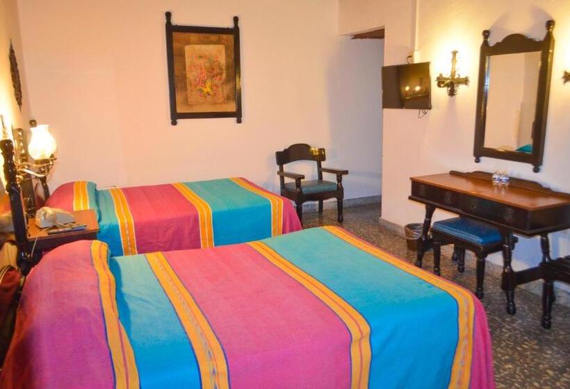 اتاق استاندارد چهار تخته, Villa De Flores
