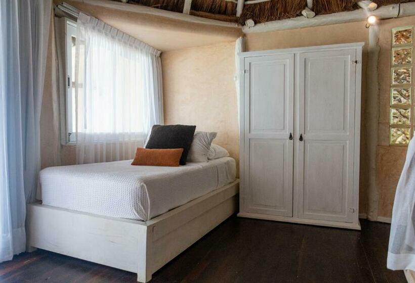 オーシャンビューデラックスルーム, Villa Las Estrellas Tulum  Located At The Party Zone