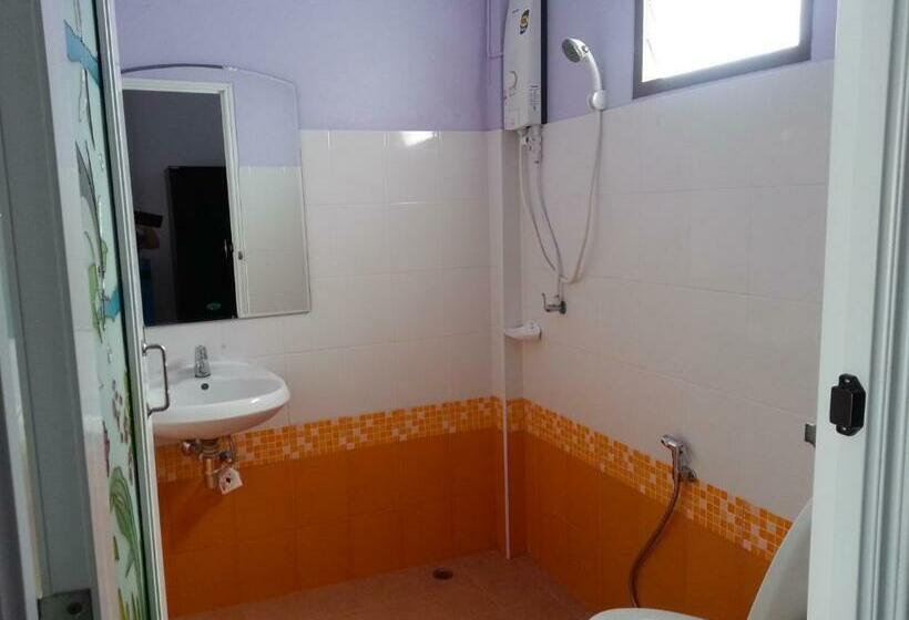 بانگلوی استاندارد, Sangtong Beach Resort