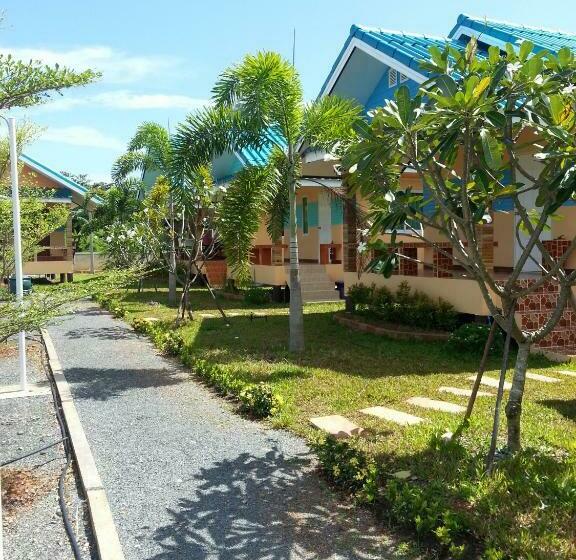 بانگلوی استاندارد, Sangtong Beach Resort