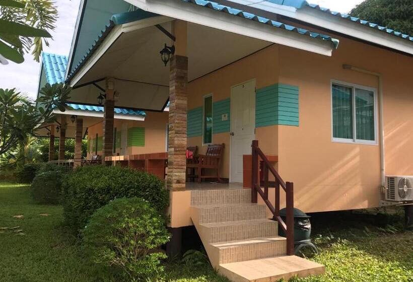 بانگلوی استاندارد, Sangtong Beach Resort