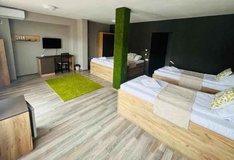 استودیو خانوادگی, Tryavna Lake Hotel & Spa