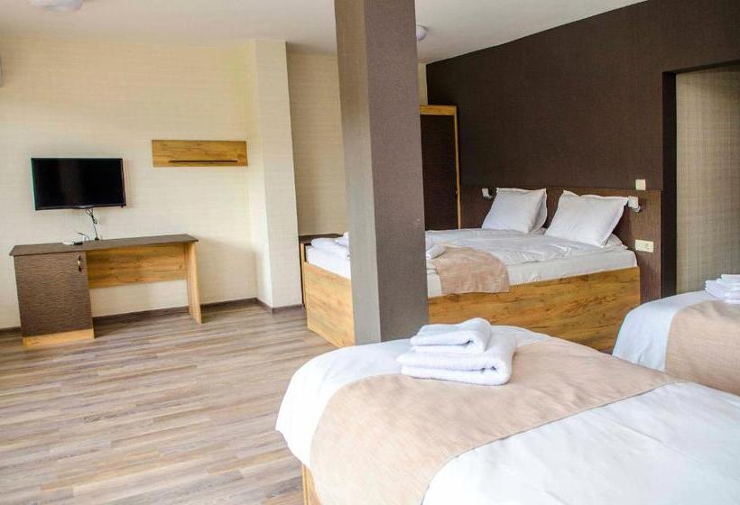 استودیو خانوادگی, Tryavna Lake Hotel & Spa
