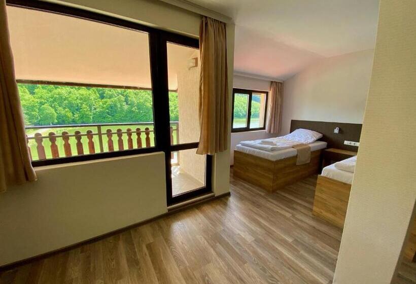 استودیو خانوادگی, Tryavna Lake Hotel & Spa