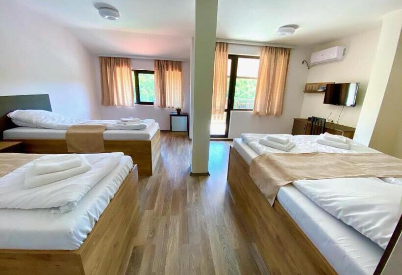 استودیو خانوادگی, Tryavna Lake Hotel & Spa