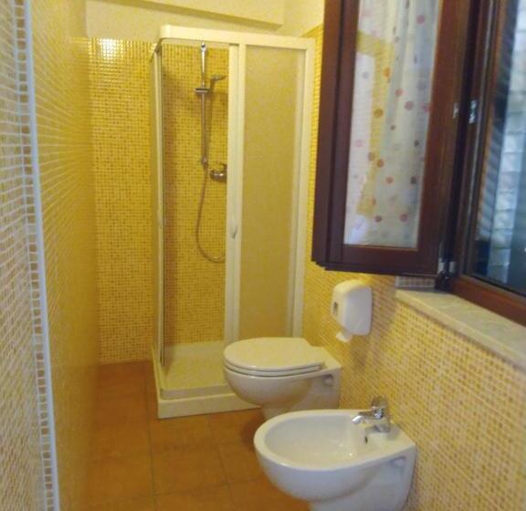 اتاق استاندارد, B&b Da Fiorò