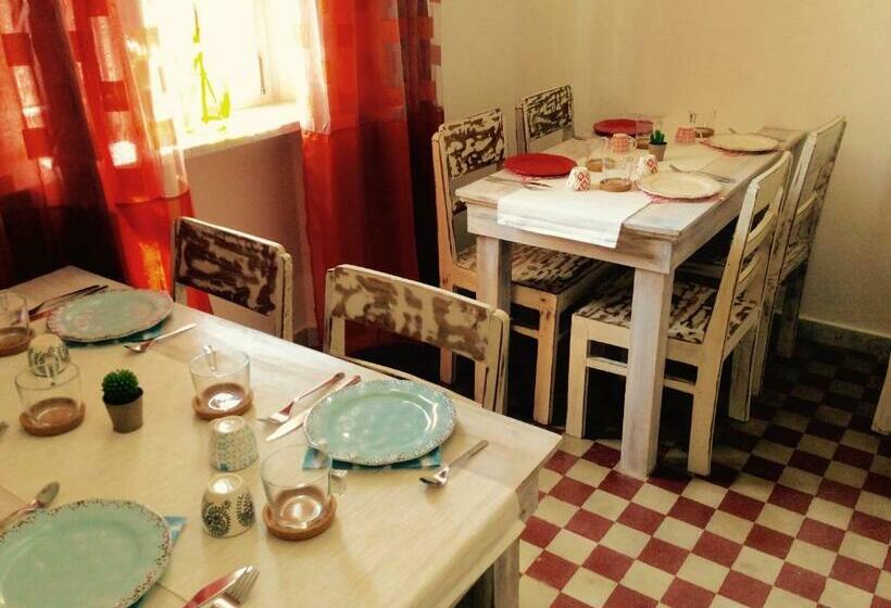 اتاق استاندارد سه تخته با بالکن, B&b Giù Le Stelle