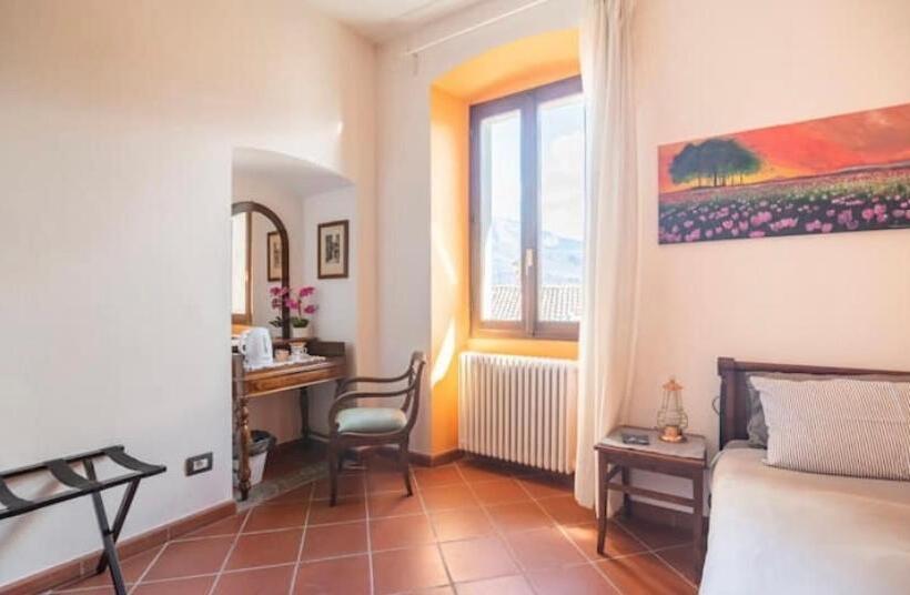 اتاق استاندارد یک نفره, B&b La Dolce Casa Lago Di Como