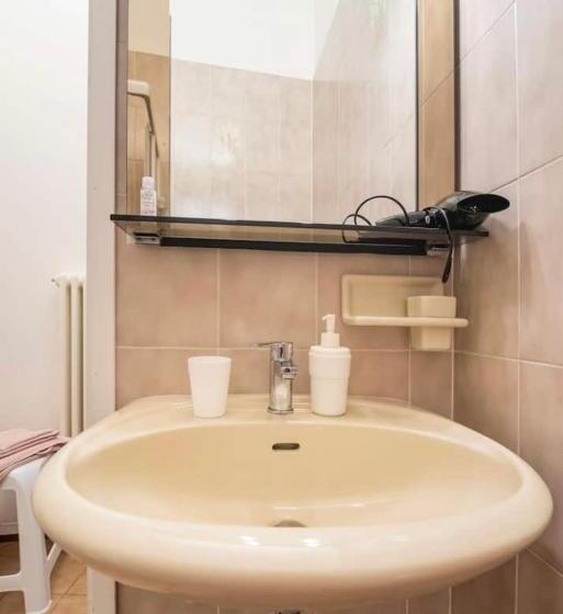 اتاق استاندارد یک نفره, B&b La Dolce Casa Lago Di Como