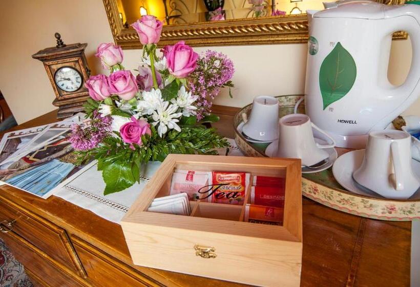 اتاق استاندارد چهار تخته, B&b La Ginestra