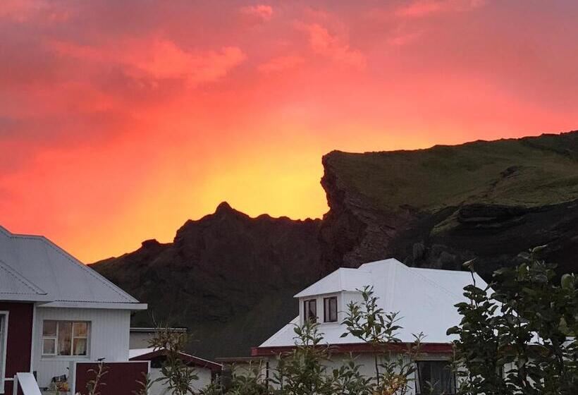 آپارتمان 2 خوابه, Guesthouse árný