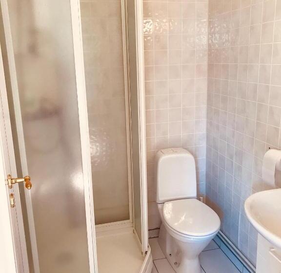 آپارتمان 2 خوابه, Guesthouse árný
