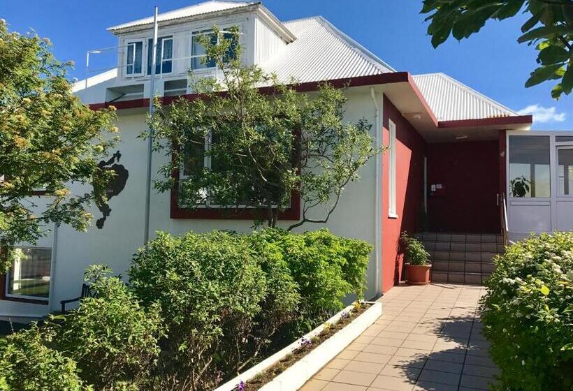آپارتمان 2 خوابه, Guesthouse árný