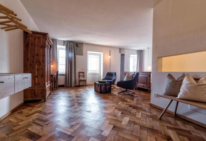 اتاق سوپریور با بالکن, Niedermairhof
