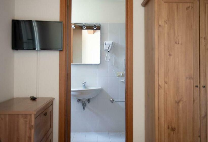 اتاق استاندارد, Tenuta Villa Colle Sereno